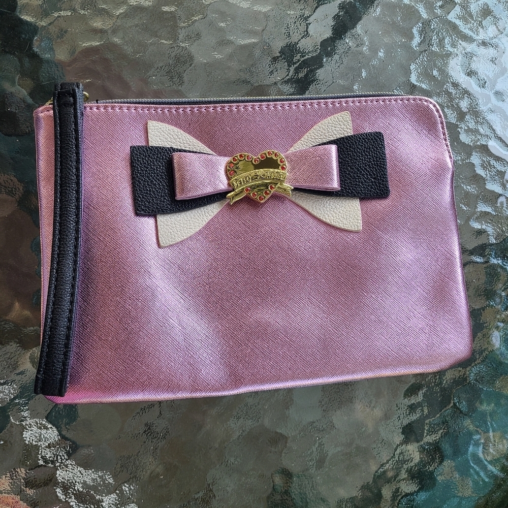 Betsey Johnson Saffiano Blush Metallic Bow Wristlet Clutch Pouch zip bag - Picture 16 of 16
